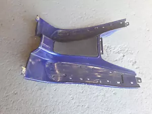 Vespa ET2 50 ET4 125 - Lower Feet Floor Foot Board Panel Fairing Cover - Picture 1 of 12
