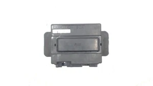 BOITIER FUSIBLES Kawasaki ZX 10 1989 260211070 - Photo 1/3