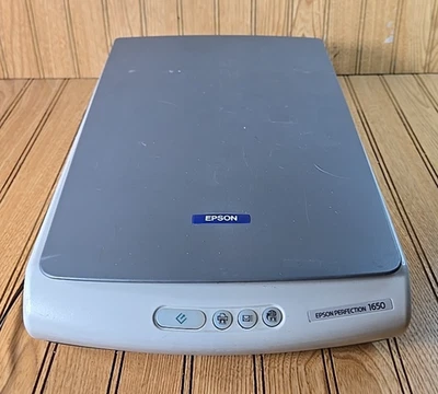 Epson Perfection 1650 Flatbed Color Photo & Document Scanner - Image 1 of 4