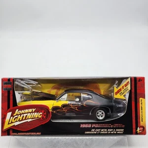 Johnny Lightning 1:24 1968 Pontiac GTO '68 White Interior R24 Limited Edition - Picture 1 of 10