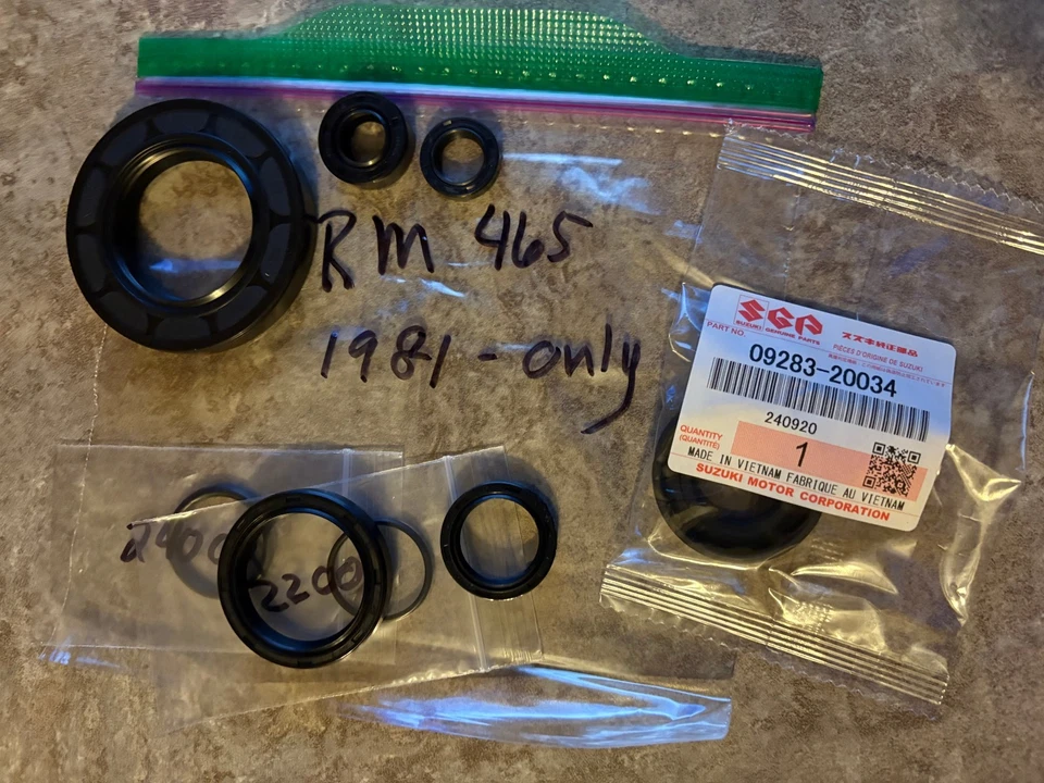Suzuki 1981 sellos principales Rm465 juego completo del motor sello del eje de la manivela con juntas tóricas Foto 1 de 1
