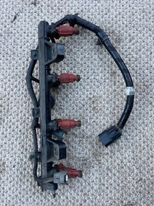 HYUNDAI ILOAD IMAX PETROL, 2.4, G4KG, fuel injectors and fuel rail - Picture 1 of 2