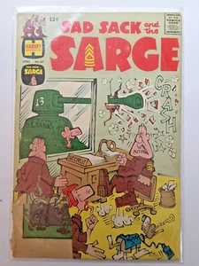 Harvey Comics SAD SACK and the SARGE #67 y #70 pérdida de papel en la portada - Imagen 1 de 3
