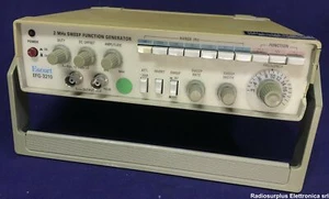 ESCORT EFG-3210 Generatore di funzioni da 0,001 Hz a 2 Mhz con sweep - Imagen 1 de 3
