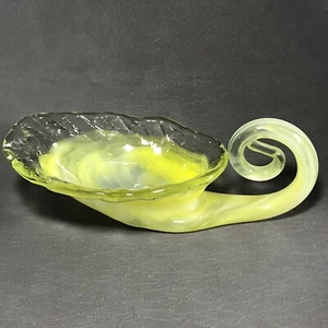 Vintage mundgeblasenes Glas Kunst Horn von viel Füllhorn Spirale klar mit grün 8" L - Bild 1 von 12