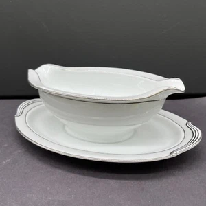 Noritake GRAYBURN Gravy Boat Attached Underplate MCm Platinum Trim Grey Stripe - Picture 1 of 13