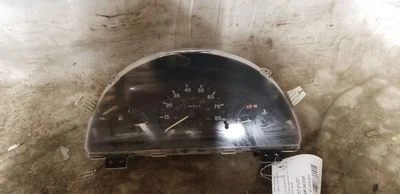 Grupo de velocímetro EE. UU. compatible con 96-01 METRO 106765 Foto 1 de 2