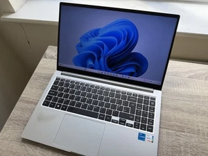 Samsung Galaxy Book NP755XDA Core i5 1135G7 2.4GHz 8GB 256GB 15.6" FHD Iris Xe - Afbeelding 1 van 8