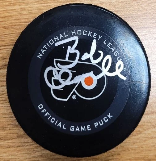 AUTOGRAFIADO BOBBY CLARKE Philadelphia Flyers Juego Hockey Puck Certificado de Autenticidad Foto 1 de 1