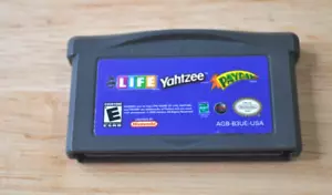 Nintendo Gameboy Advance The Game Of Life-Yahtzee-Payday Cartuccia di gioco *usata* - Foto 1 di 3