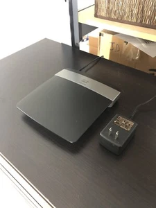 Cisco Linksys Wi-Fi Router E2500 - 802.11n, 4xLAN - Free Shipping! - Picture 1 of 3