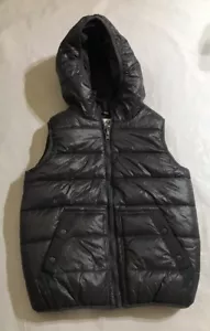 NEW RUUM GRAY NYLON QUILTED Polyfill Vest Kids Small 7/8 - Picture 1 of 9