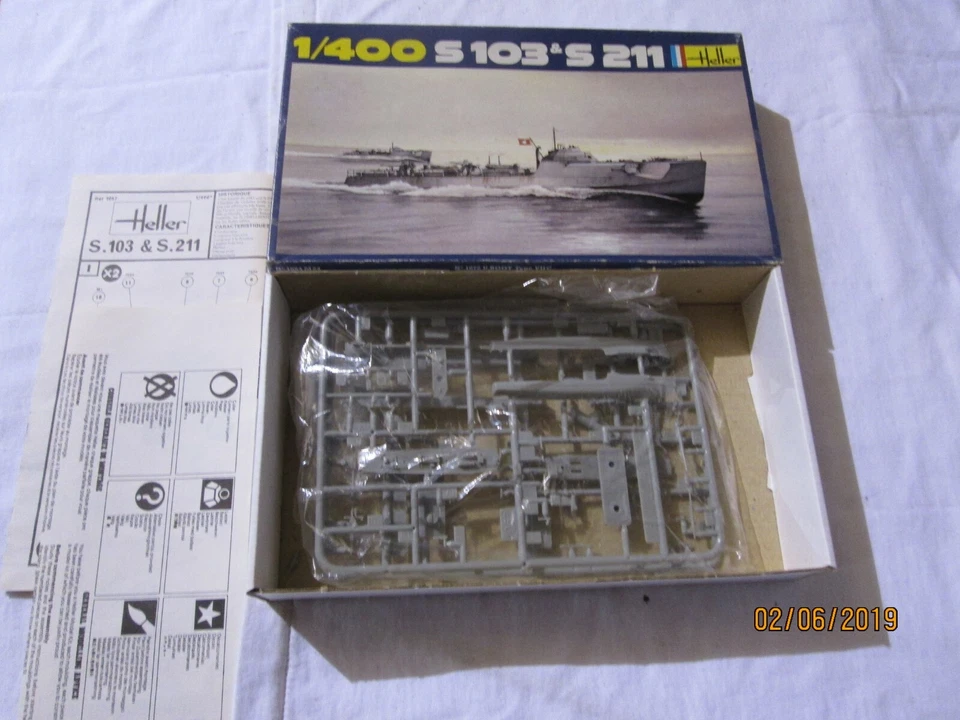 Heller Model Kit WWII German Torpedo E-boat S103 & S211 1/400 Scale #1057