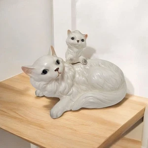 Perser Mutter Katze mit Kätzchen Figur Vintage Porzellan Sammlerstück 5,75 Zoll  - Bild 1 von 10