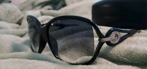 Gafas de sol Christian Dior Dior Volute2STR negras con gemas 💎 Lentes degradadas 👓 - Imagen 1 de 12