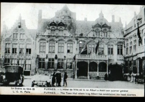FURNES (BELGIQUE) AUTOMOBILE au QUARTIER GENERAL / HOTEL DE VILLE animé en 1915 - Bild 1 von 1