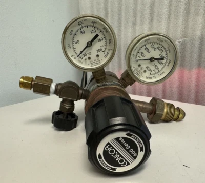 Regulador de presión de doble calibre Concoa 400 Series 412-3351 200 PSI 4000 PSI Foto 1 de 4