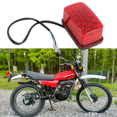 Conjunto de luces traseras LED rojas para motocicleta Yamaha DT175 26 Foto 1 de 4
