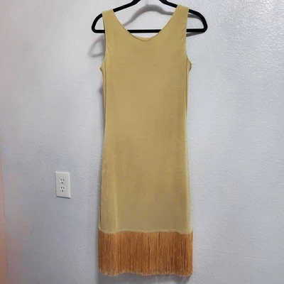 Vestido TOGETHER Mujer M Dorado Sin Mangas Flecos Dobladillo Forrado Elástico Gatsby Aleta Foto 1 de 4