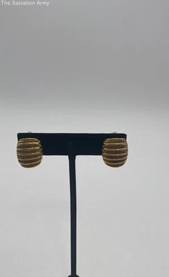 Aretes Givenchy tono dorado acanalados línea elástica clip 13,42 g Foto 1 de 4