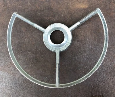 Botón/anillo bocina volante original Ford Thunderbird 1956-57 #FDR-3624-B Foto 1 de 4