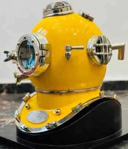 Casco de buceo 18" US Navy Mark V acabado amarillo casco con base de madera - Imagen 1 de 6