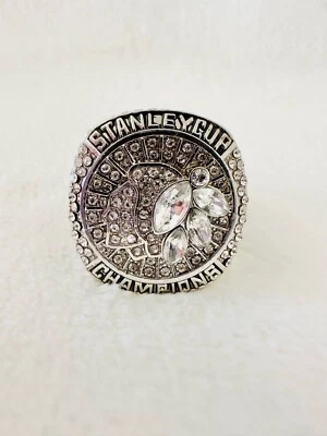2015 Chicago Blackhawks Stanley Cup Championship Ring, 🇺🇸 ENVIO - Imagem 1 de 3