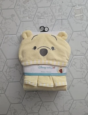 New Disney Winnie the Pooh Hooded Towel and 3 Washcloths Gift Set - Image 1 of 4