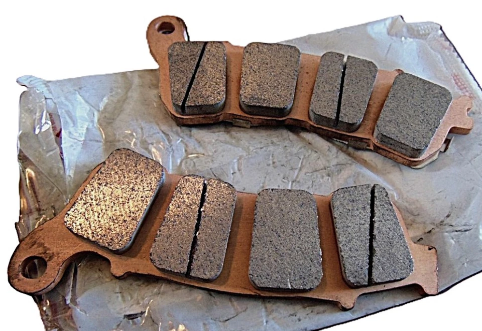 Juego de pastillas de freno delanteras OEM HONDA 2012 NC700XD AC NC700XD 06455-MGS-D81 Foto 1 de 1