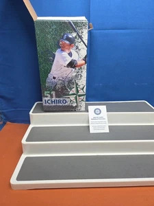 Ichiro Suzuki Hit Counter Bobblehead Seattle Mariners MLB 2011 HOF Root Sports. - Picture 1 of 9