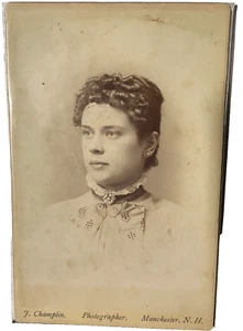 Victorian Woman Cab Card Photo Short Curly Hair Brooch Champlin Photographer NH - Picture 1 of 5