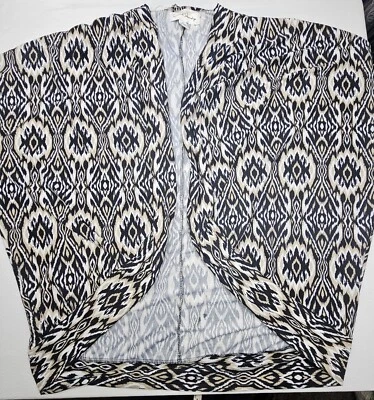 Cárdigan French Laundry Frente Abierto Diseño Geométrico Negro Beige Pit To Pit 31 pulgadas  Foto 1 de 4