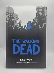 The Walking Dead, Band 2: Eine fortlaufende Überlebensgeschichte Horror Comic Roman - Bild 1 von 7