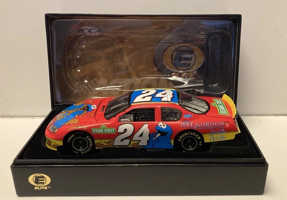RCCA Action Jeff Gordon Cookie Monster 2003 1:24 Sesame Street Elite 1 Of 3000 - Image 1 of 4