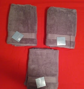 Charisma Bath Towel 30 x 58 Inch - Gunmetal Grey - Lot of 3 - Picture 1 of 3