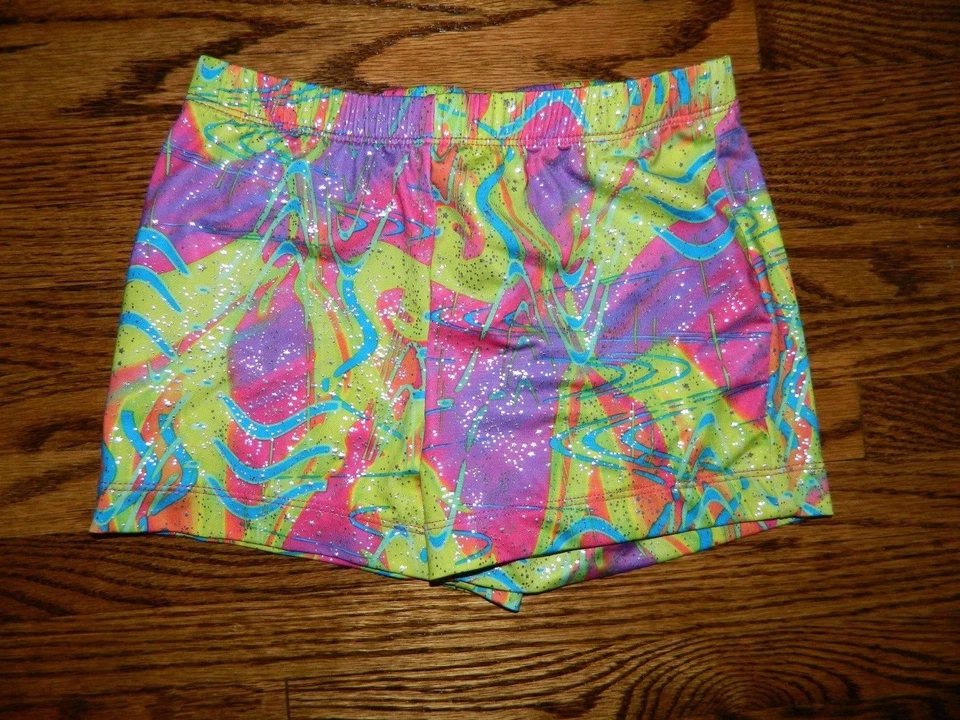 Pantalones Cortos de Spandex de Compresión Atlética de Diseño Grande Verde para Niña Talla 10/12 L Foto 1 de 1