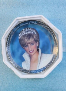 Franklin Mint "A Tribute To Princess Diana" 1961-1997 Sammelteller HD7787 - Bild 1 von 6