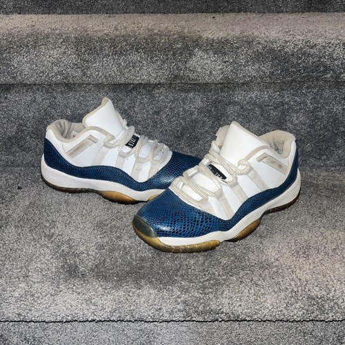 Nike Air Jordan 11 Retro Low LE GS CD6847 102 taglia 5 5 blu giovanile