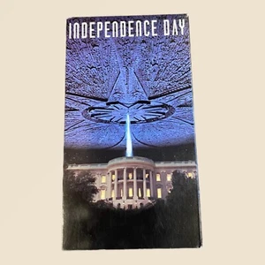Independence Day (VHS Movie, 1996) Will Smith - Picture 1 of 3