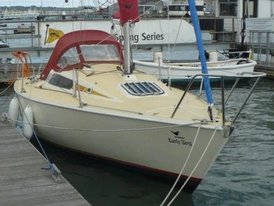 1986 Hunter Duette 23 - Sailing Yacht - Sail Boat - Image 1 of 4