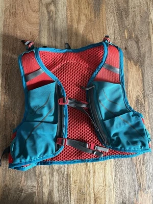 Osprey 1.5L Womens Size M/L Teal/Coral Running Vest - Image 1 of 2