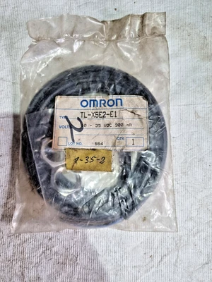 OMRON TL-X5E2-E1 PROXIMITY SENSOR - Image 1 of 2
