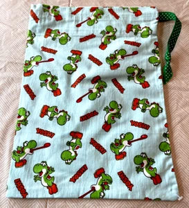 Handgefertigte Reisetasche "Sind wir noch da" für Kinder. 9,5" x 11 Mario's Yoshi - Bild 1 von 1