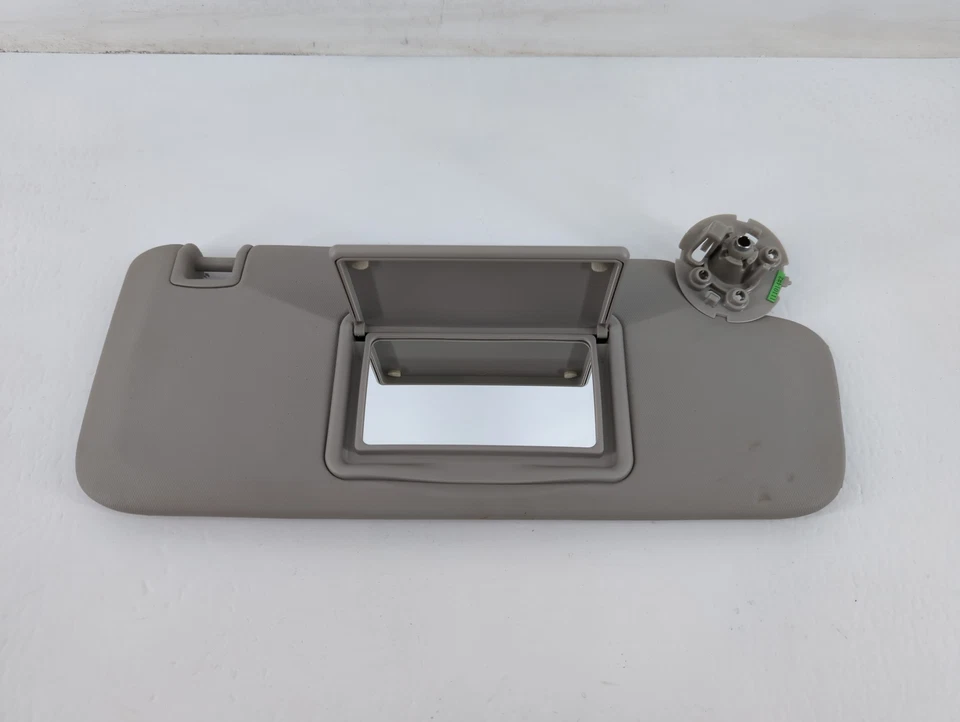 Chevrolet Cruze 2011-2016 pasajero parasol espejo parasol derecho PF40J Foto 1 de 4