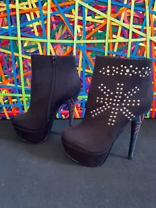 Machi Woman's Platform Union Jack Rhinestone High Heel Boot Black Size 7.5 - Picture 1 of 6