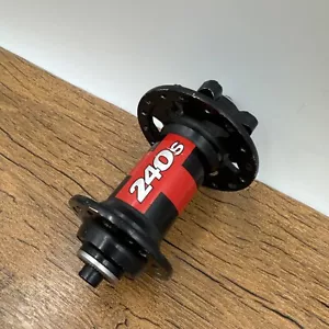 DT Swiss 240s Nabe Mountainbike QR x 100mm schwarz Scheibenbremse 32h vorne - Bild 1 von 4