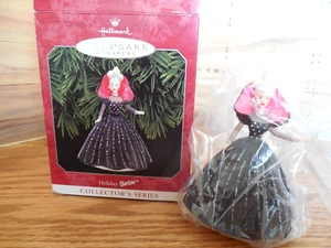 NUEVO 1997 Hallmark Keepsake Collector's Series Ornamento "Holiday Barbie" - Imagen 1 de 4