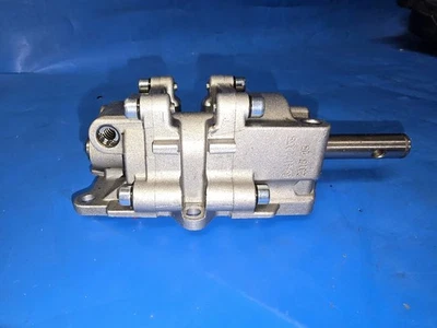 Bomba de aceite de fábrica Aprilia Tuono RSV4 1000 V4 Tuono 1100 cubierta aproximadamente 600 millas Foto 1 de 4