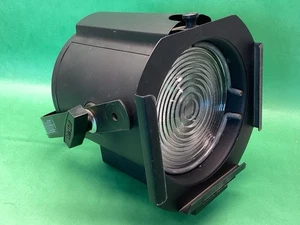 Altman 65Q Stage Studio Theater Light 6" Adjustable Fresnel Lamp w Gel Holder - Picture 1 of 5