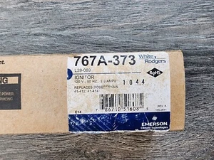 White Rodgers Emerson 767A-373 L39-089 1536 Hot Surface Ignitor - Picture 1 of 2